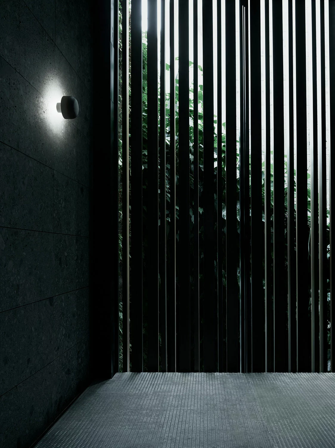 Flos Bellhop Outdoor Wall Lamp - Image 3