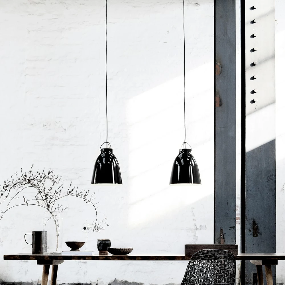 Fritz Hansen Caravaggio Kattovalaisin P2, Musta/ Musta - Image 4