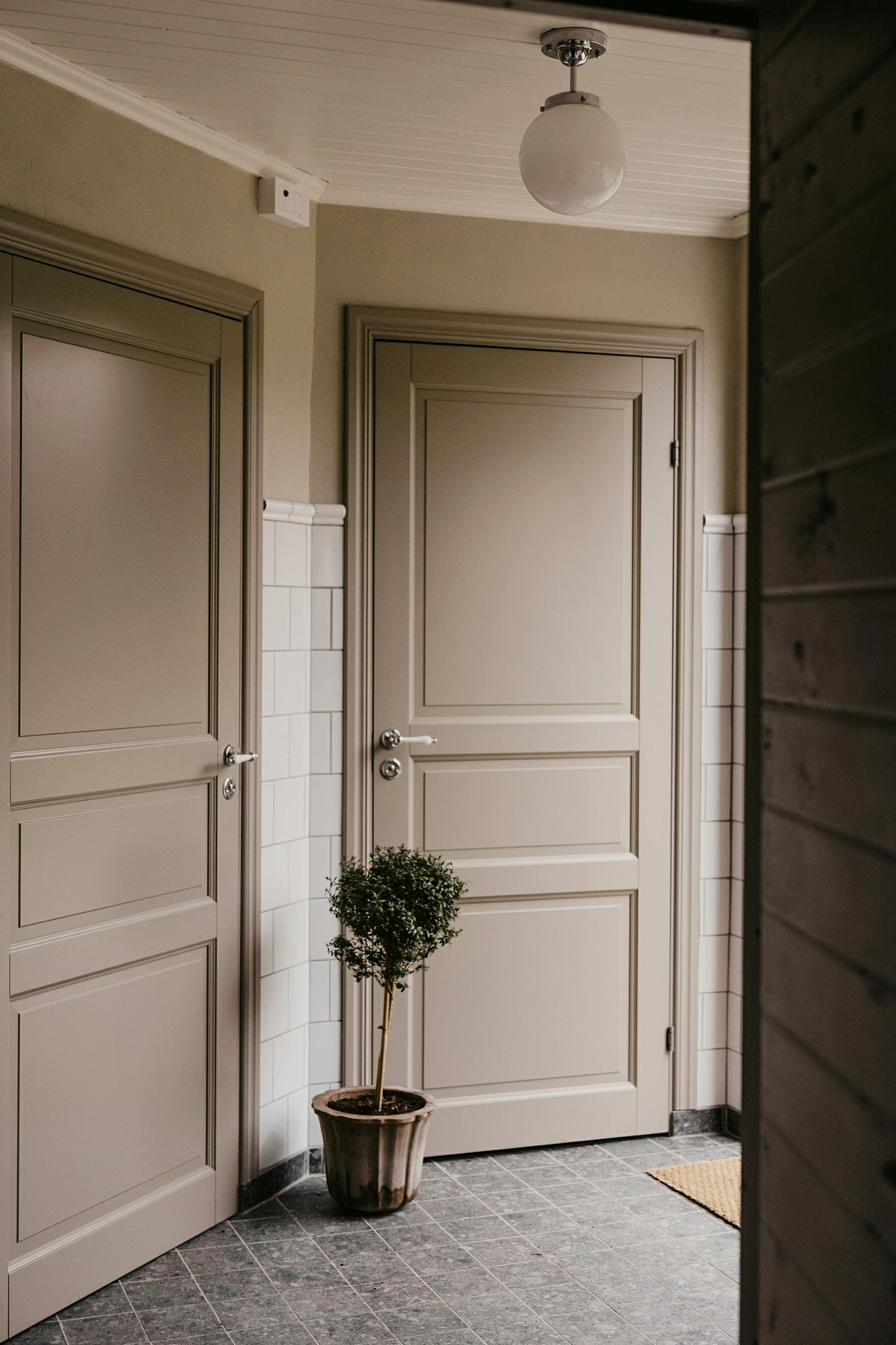 Globen Lighting Alley Kattovalaisin, Krominvärinen - Image 2