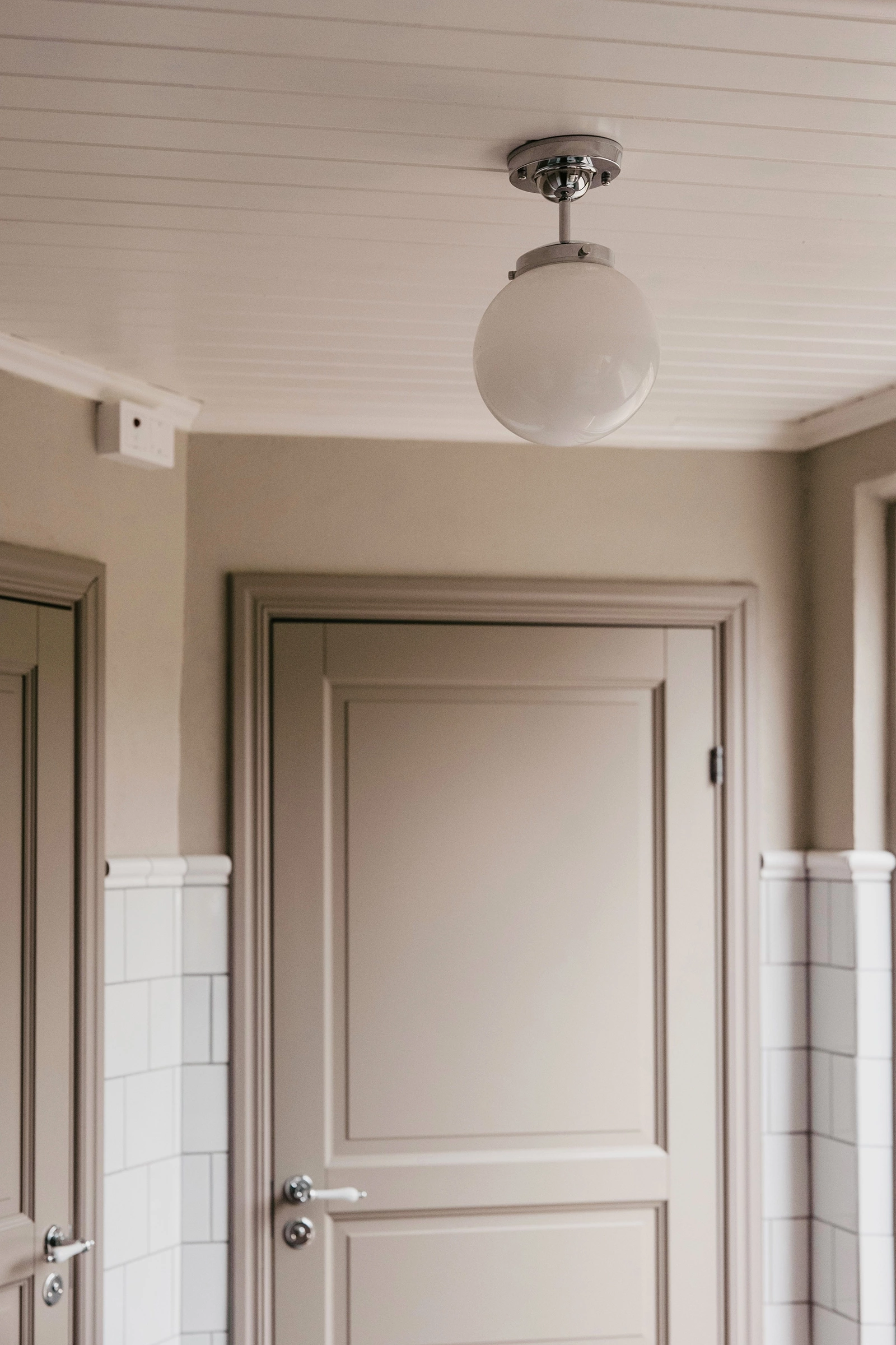 Globen Lighting Alley Kattovalaisin, Krominvärinen - Image 3