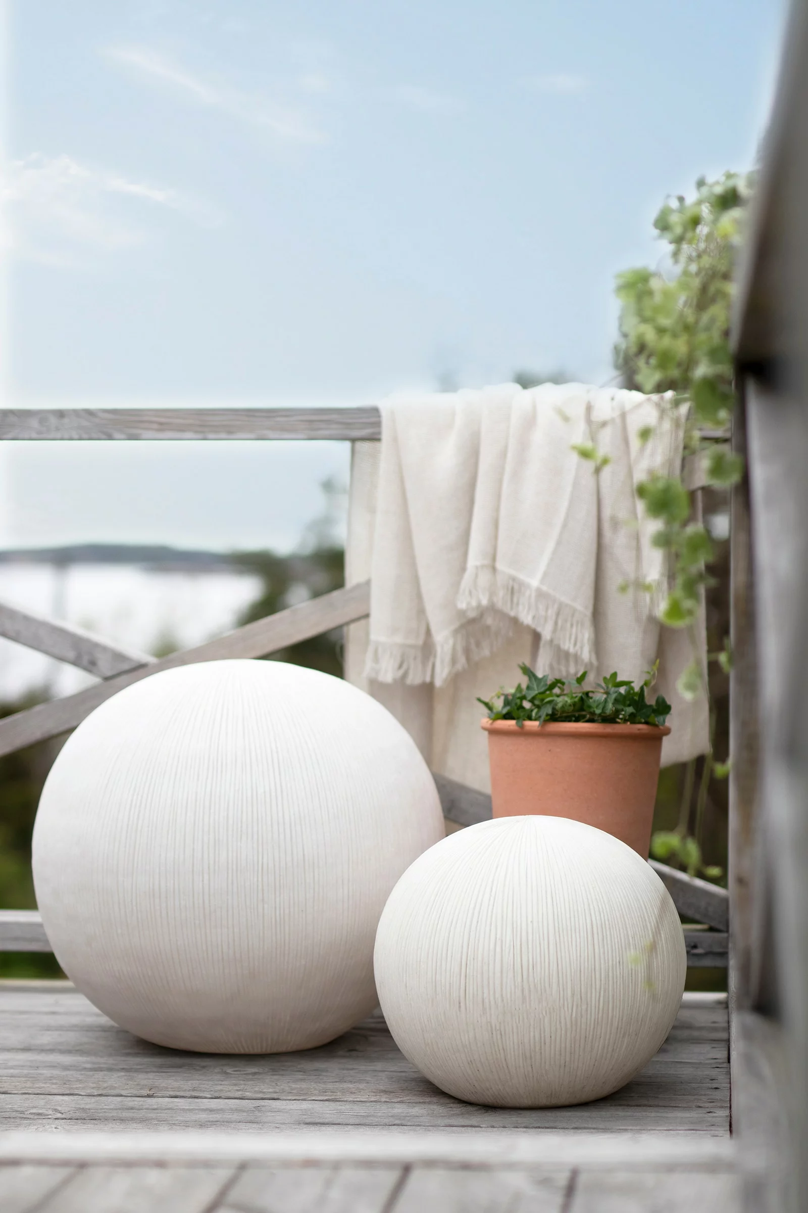 Globen Lighting Sandhamn 50 IP44 Floor Lamp - Image 4