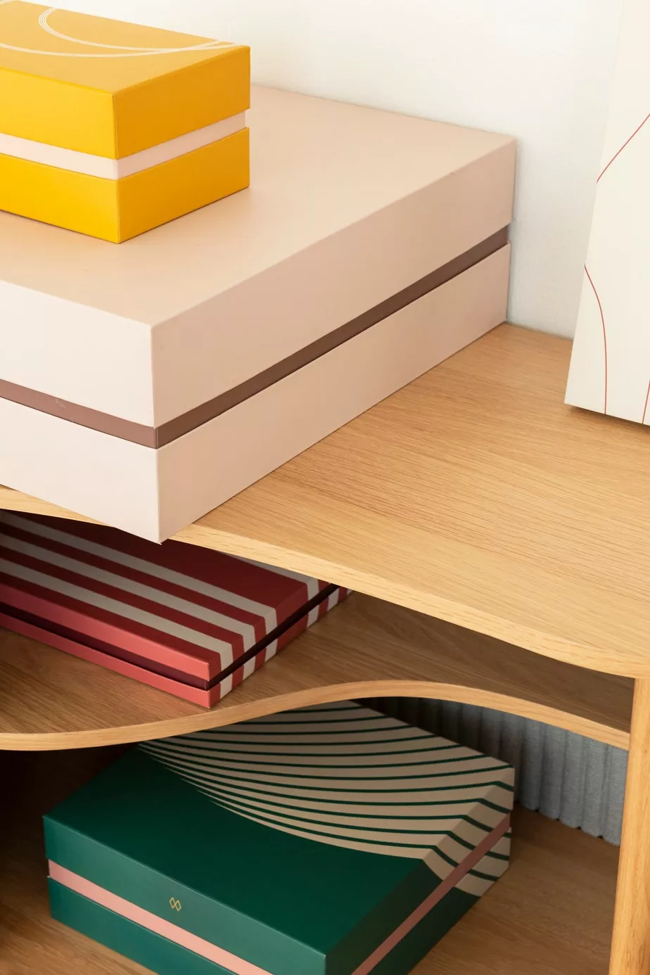 Umage Eos Valaisinvarjostin Ruskea, Medium - Image 4