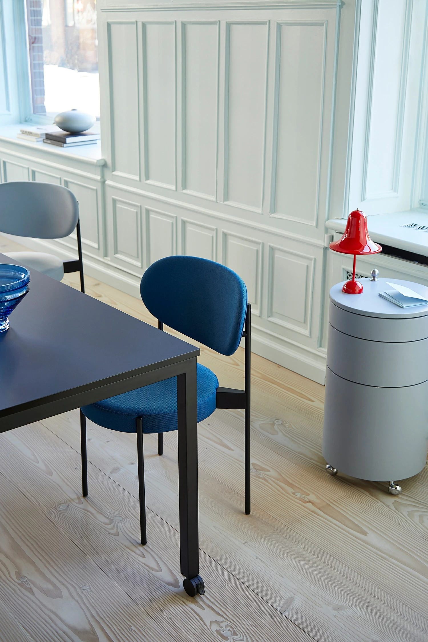 Verpan Pantop Pöytävalaisin Kannettava, Kirkkaanpunainen - Image 2